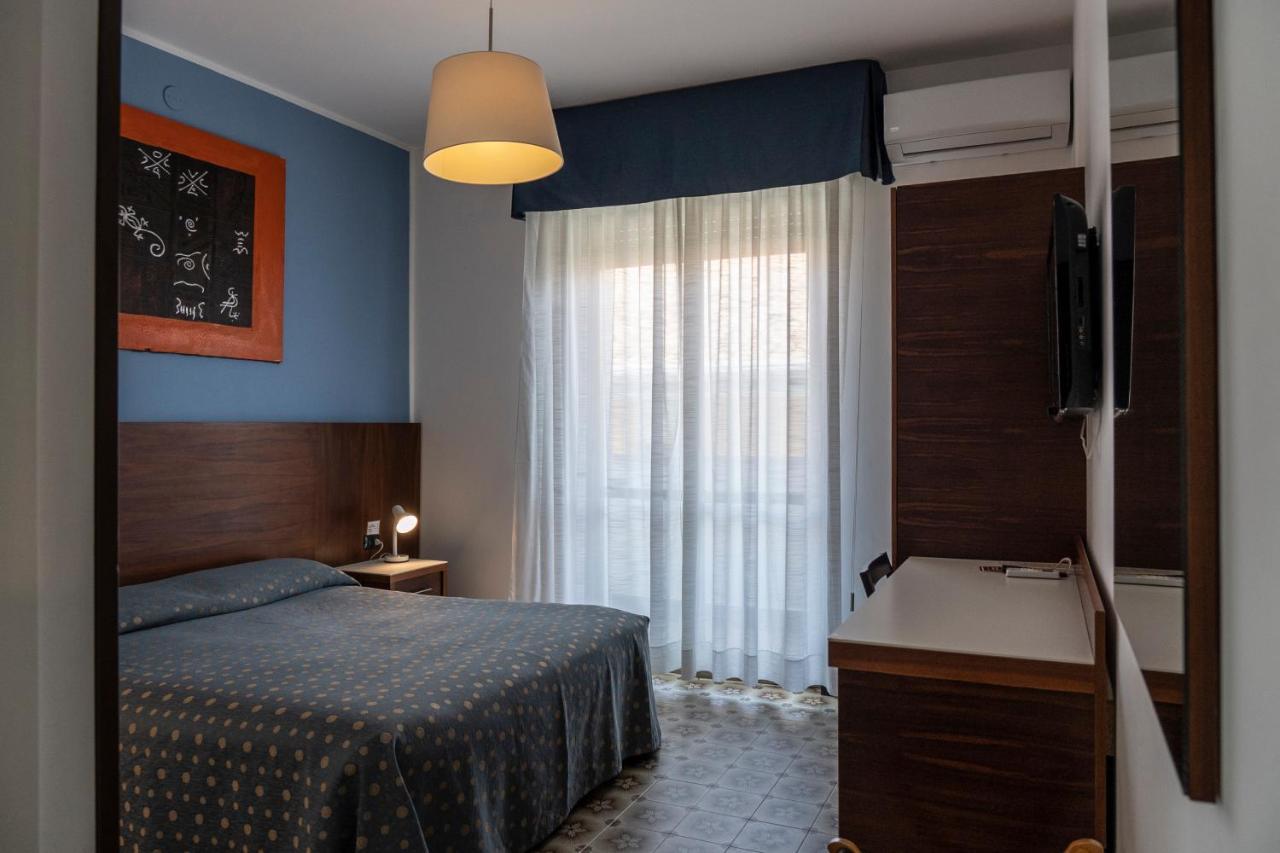 Hotel Mare Blu Francavilla Al Mare Extérieur photo